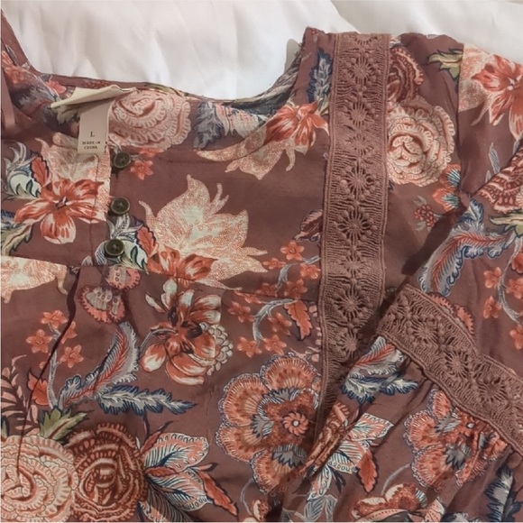 Knox Rose Floral Blouse with Lace - Brown and Blue - Picture 4 of 4
